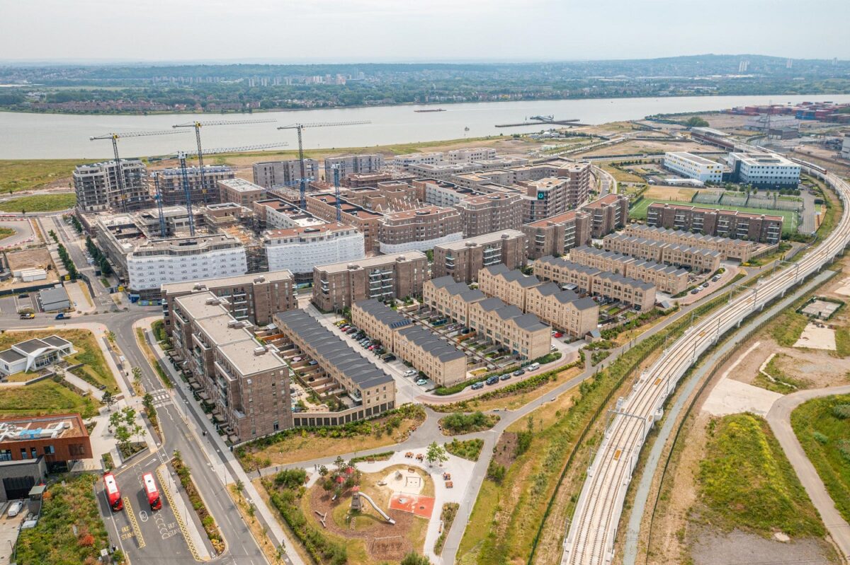 Active lifestyle at Barking Riverside, Shared Ownership homes, Riverside living, 1, 2 and 3 bed flats, new build homes, L&Q homes, Barking Riverside station, Rightmove flats