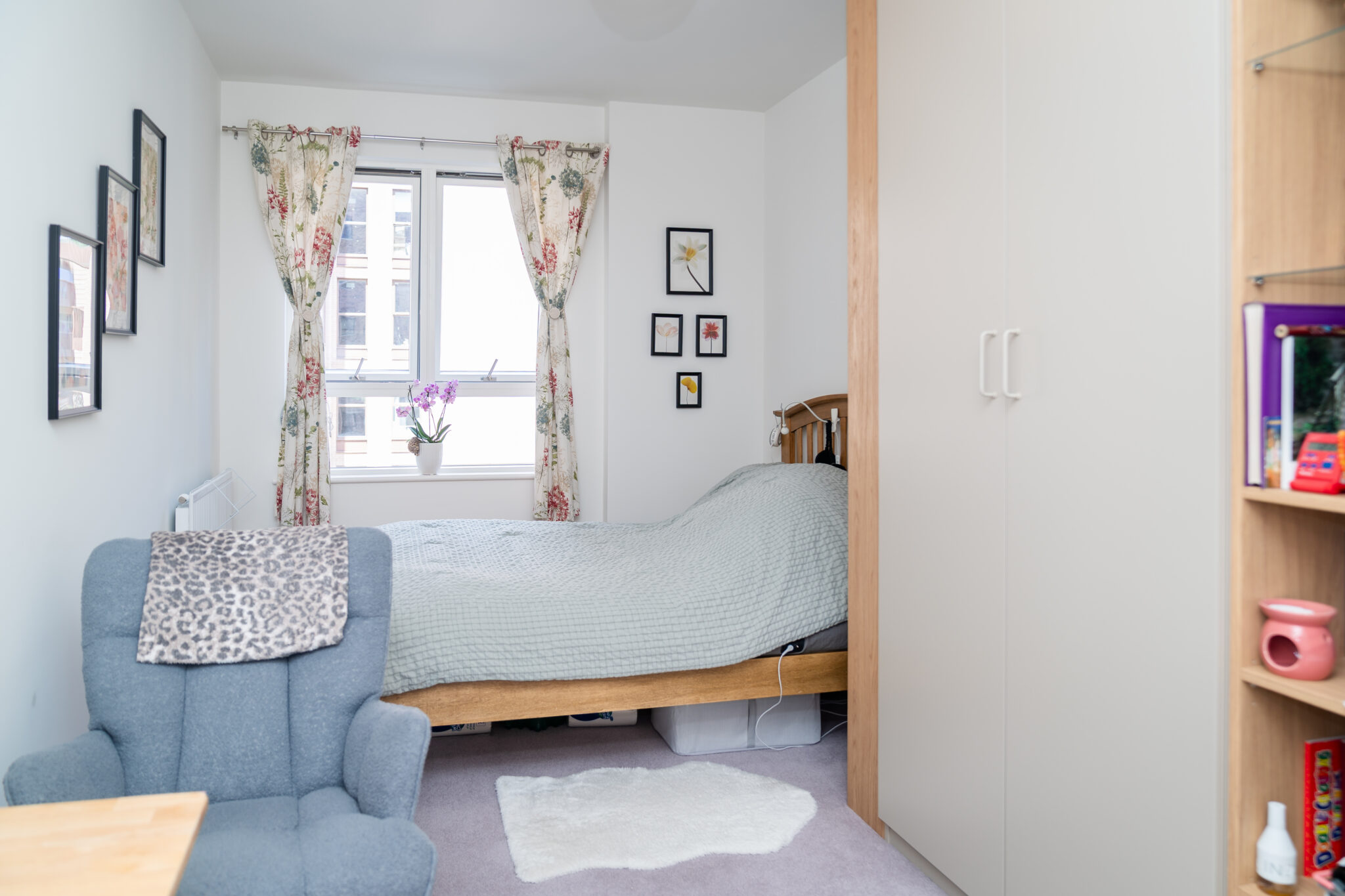 Bedroom in Alexandra Gate